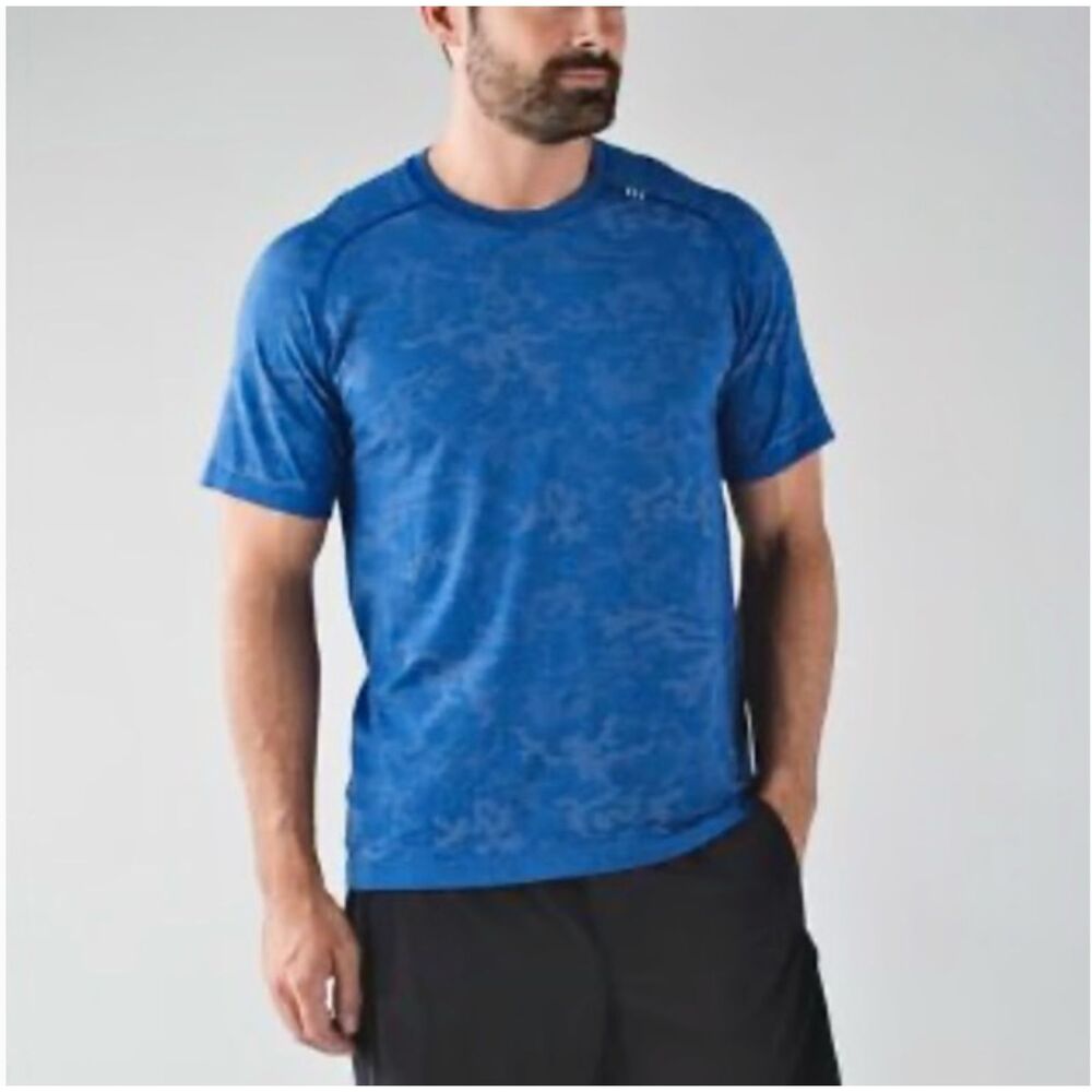 Men Lululemon Metal Vent Tech Short Sleeve Shirt Slim Fit Blue Camo Size Large